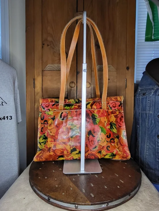 Patricia Nash Floral Bag - Picture 7 of 17